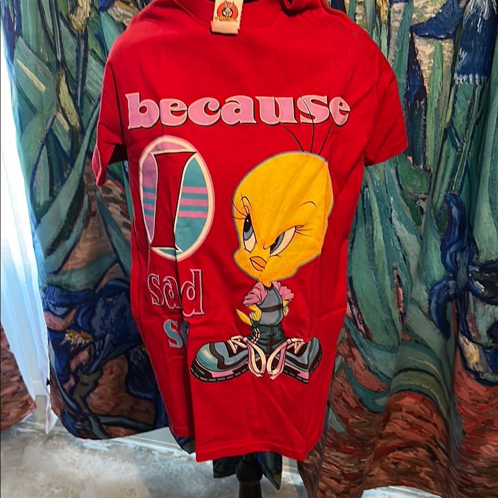 Warner Bros. Red Tweety Short Sleeve Tee